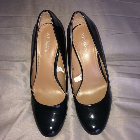SOLD🌟 black Merona heels - Picture 2 of 3